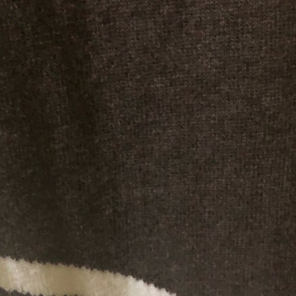 New Woman’s Marble Asymmetric Sweater NWT! - Picture 10 of 14